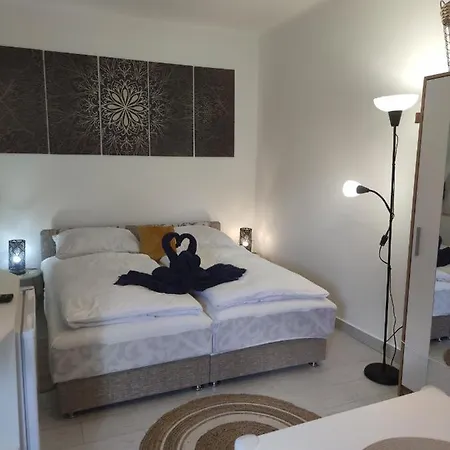 Wagner Apartman Tata Exterior foto